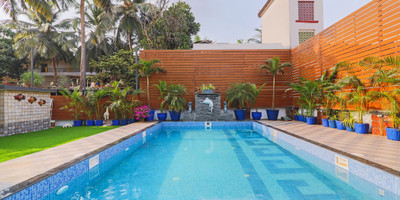 The Pool of Treebo Premium Dona Eliza, 700 metres from Calangute Beach in undefined. Take a splash in blue waters