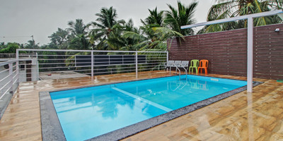 The Pool of Itsy Hotels La Prince Residency in undefined. Make some holiday splash