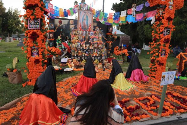 US-TRADITION-DAY OF THE DEAD